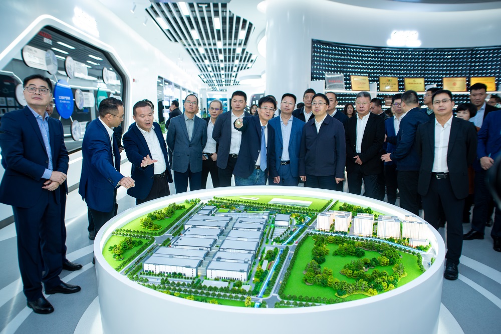 參觀.jpg 參觀.jpg