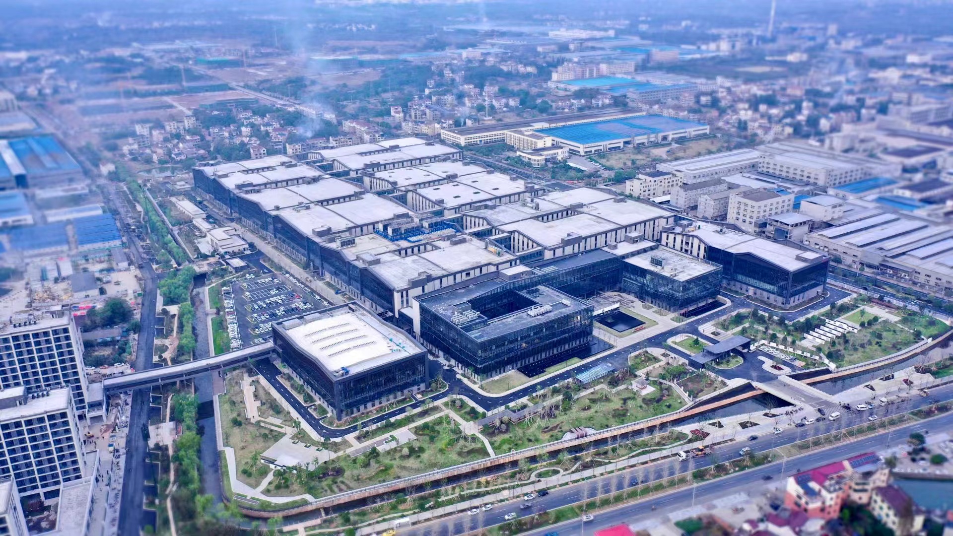 廠區2.jpg 廠區2.jpg