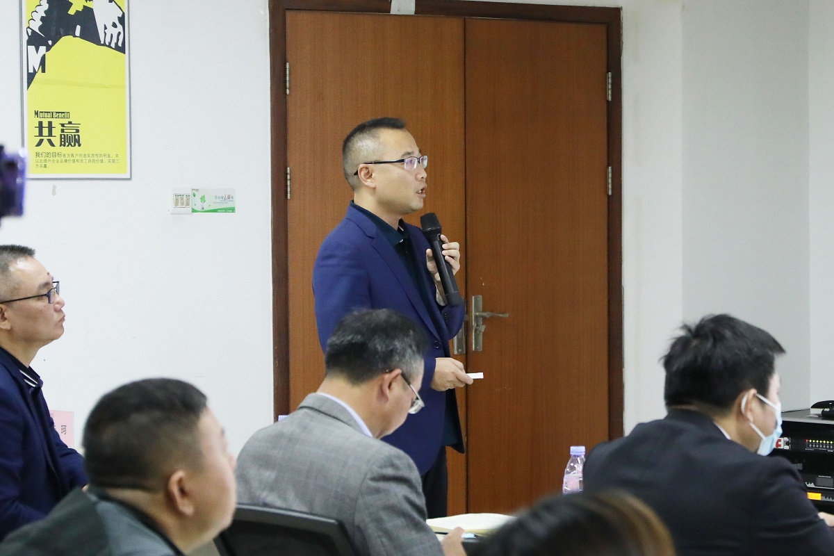 朱總.jpg 朱總.jpg